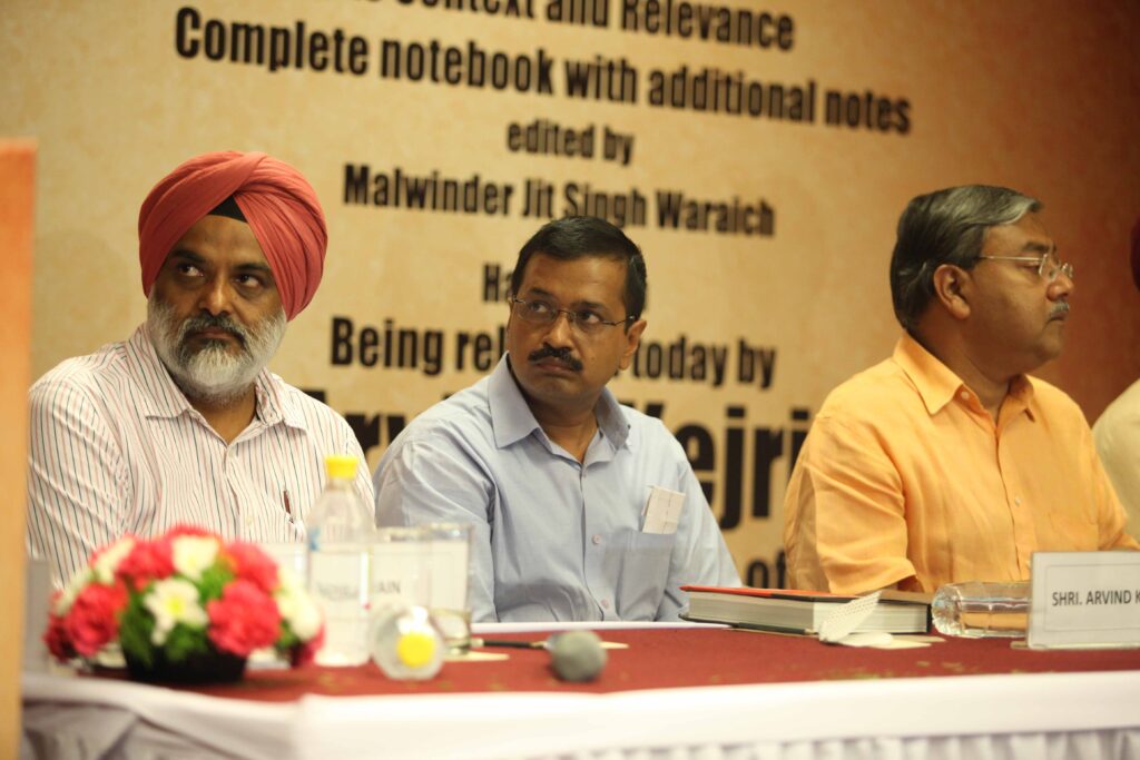 Arvind Kejriwal Delhi Jal Board बनाम रेखा गुप्ता: दिल्ली की राजनीति में नई तकरार क्यों ट्रेंड कर रही है?