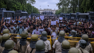 Jharkhand Student Protest: विधानसभा मार्च के बाद 300 अज्ञात लोगों पर FIR, आंदोलन में मचा हड़कंप!